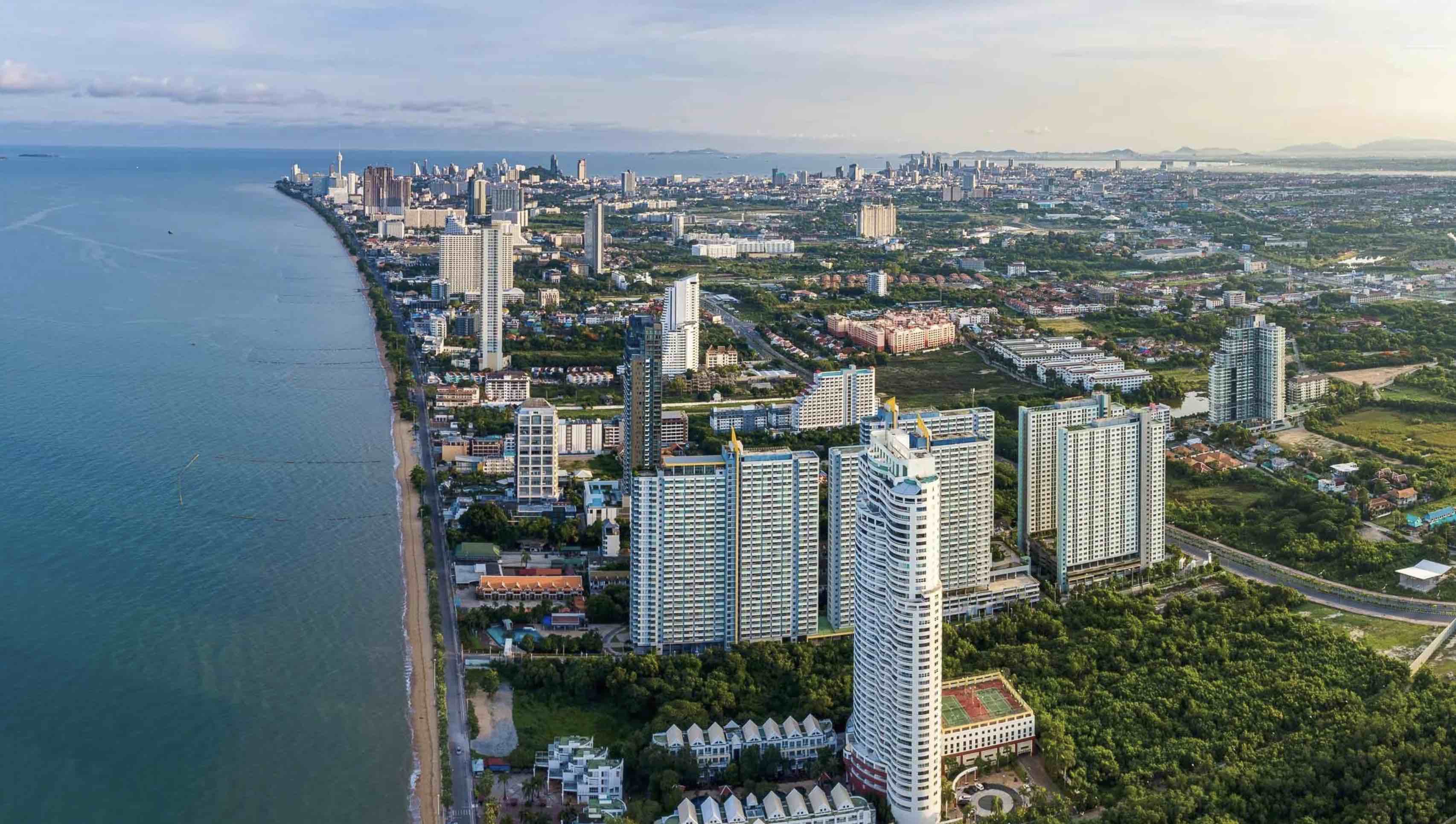 Pattaya or Jomtien? Best Areas to Buy Property